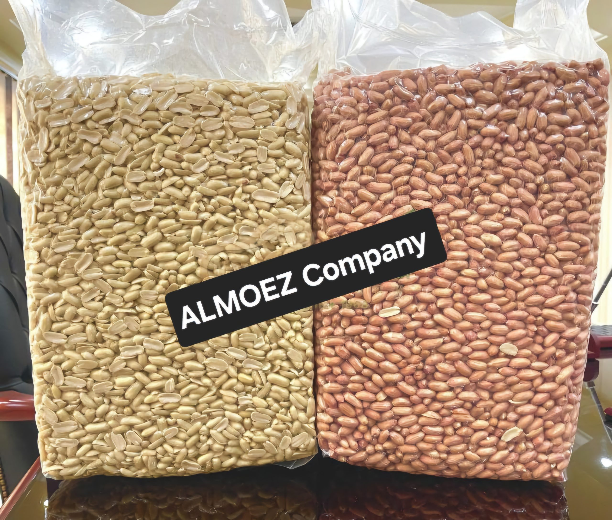 Vacuum packed peanuts